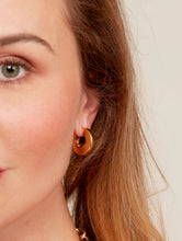 Load image into Gallery viewer, Flat Huggie Earring Jewelry
