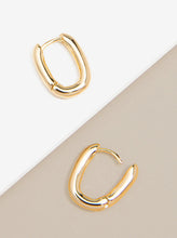 Load image into Gallery viewer, Small Chunky U-Shape Huggie Earring
