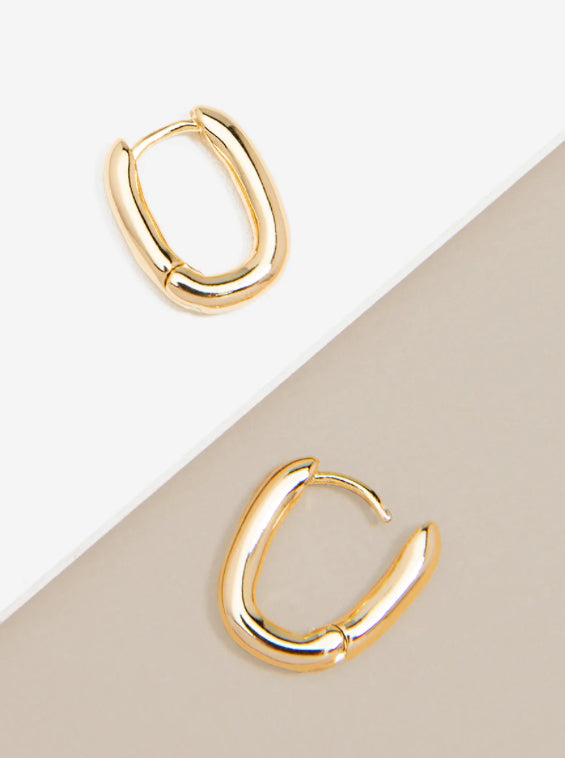 Small Chunky U-Shape Huggie Earring