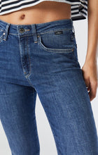 Load image into Gallery viewer, Kathleen Slim Boyfriend Jeans
