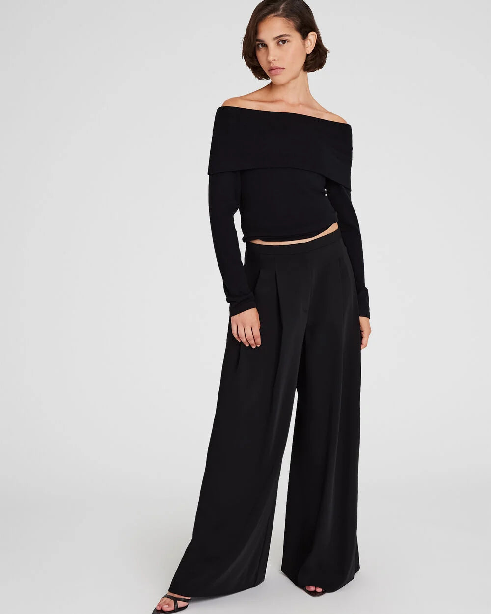 Pleated wide leg Trouser