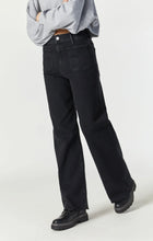 Load image into Gallery viewer, Paloma Wide Leg Jeans
